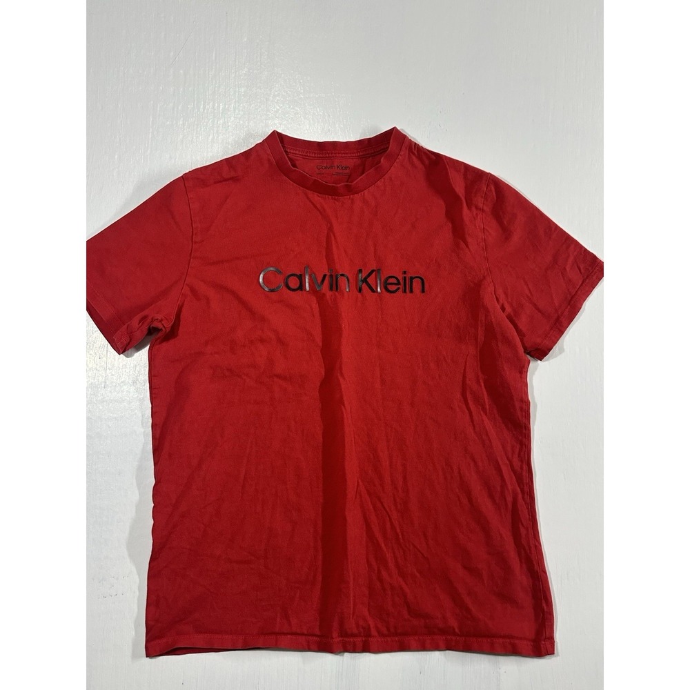 Calvin Klein Men's Red Crewneck T-shirt Black Logo Size Small Casual